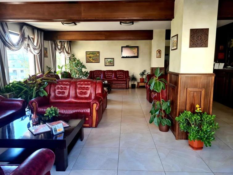 Family Hotel Bela Trjavna Kültér fotó